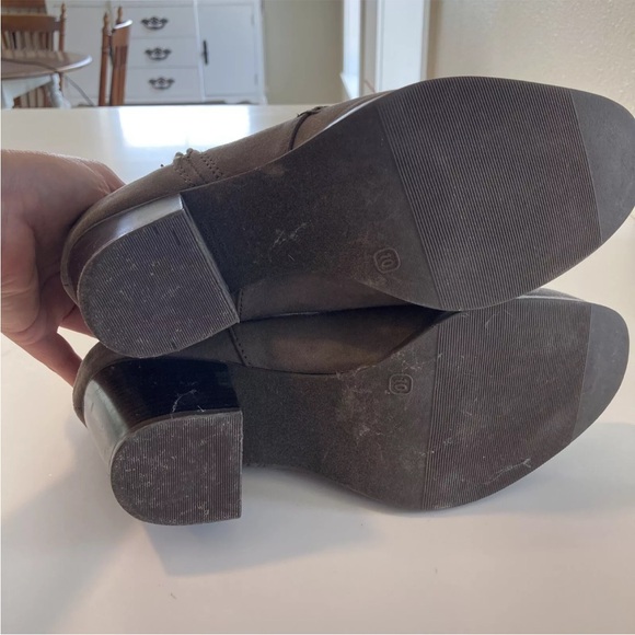 Old Navy Womens Gray Suede Ankle Boots sz 10 heels - Picture 5 of 8
